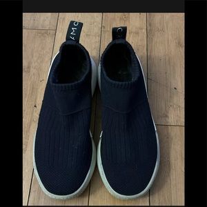 Stella McCartney x ADIDAS Sneakers  Sz 9